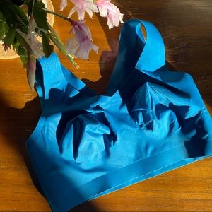 Evelyn & Bobbie Defy Bra